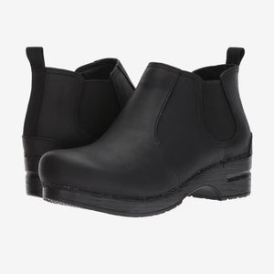 Dansko Frankie Black Oiled Pull on Ankle Boot Sz 9/39